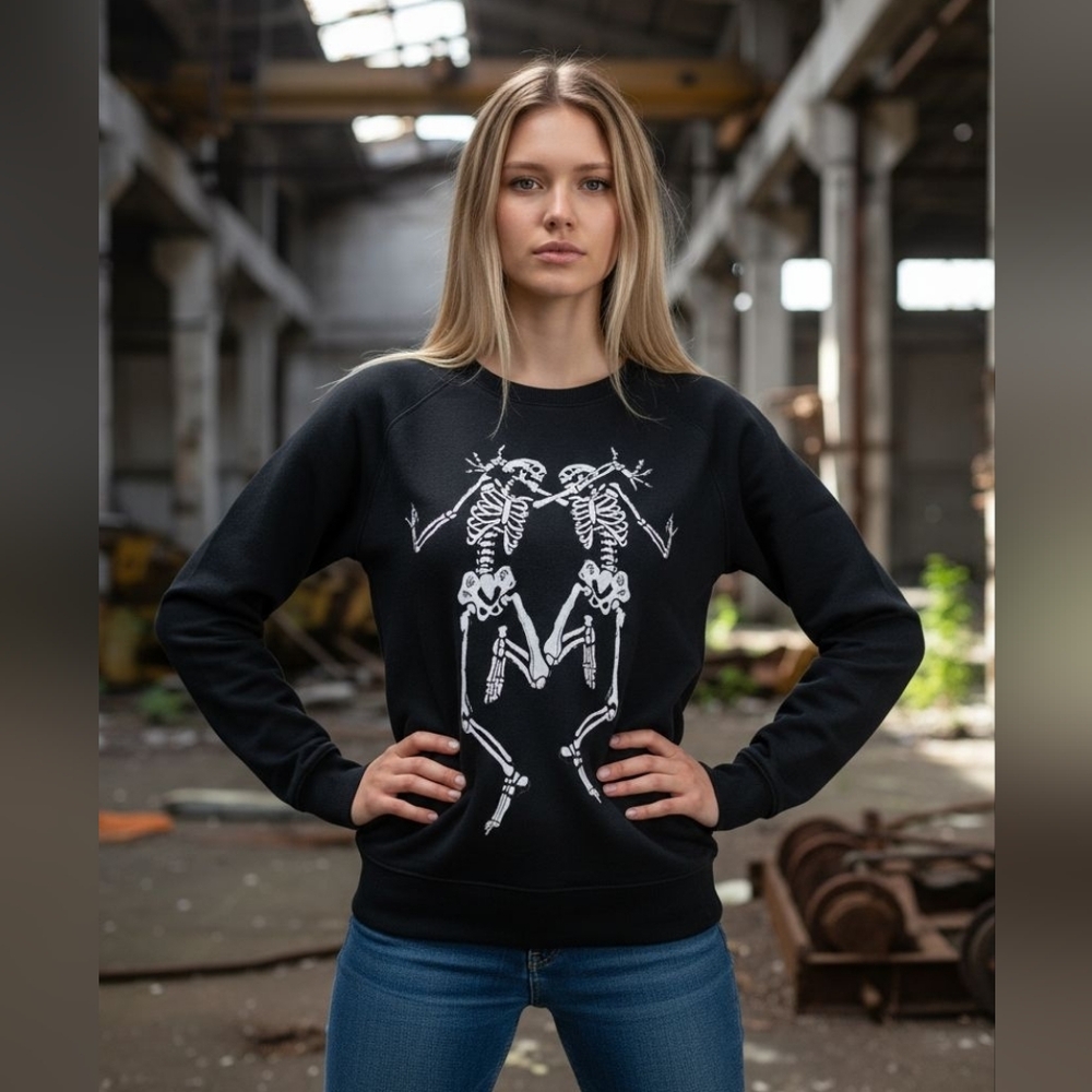 RARE! Wildfox Dancing Skeletons 💀 Baggy Beach Jumper - Picture 3 of 16